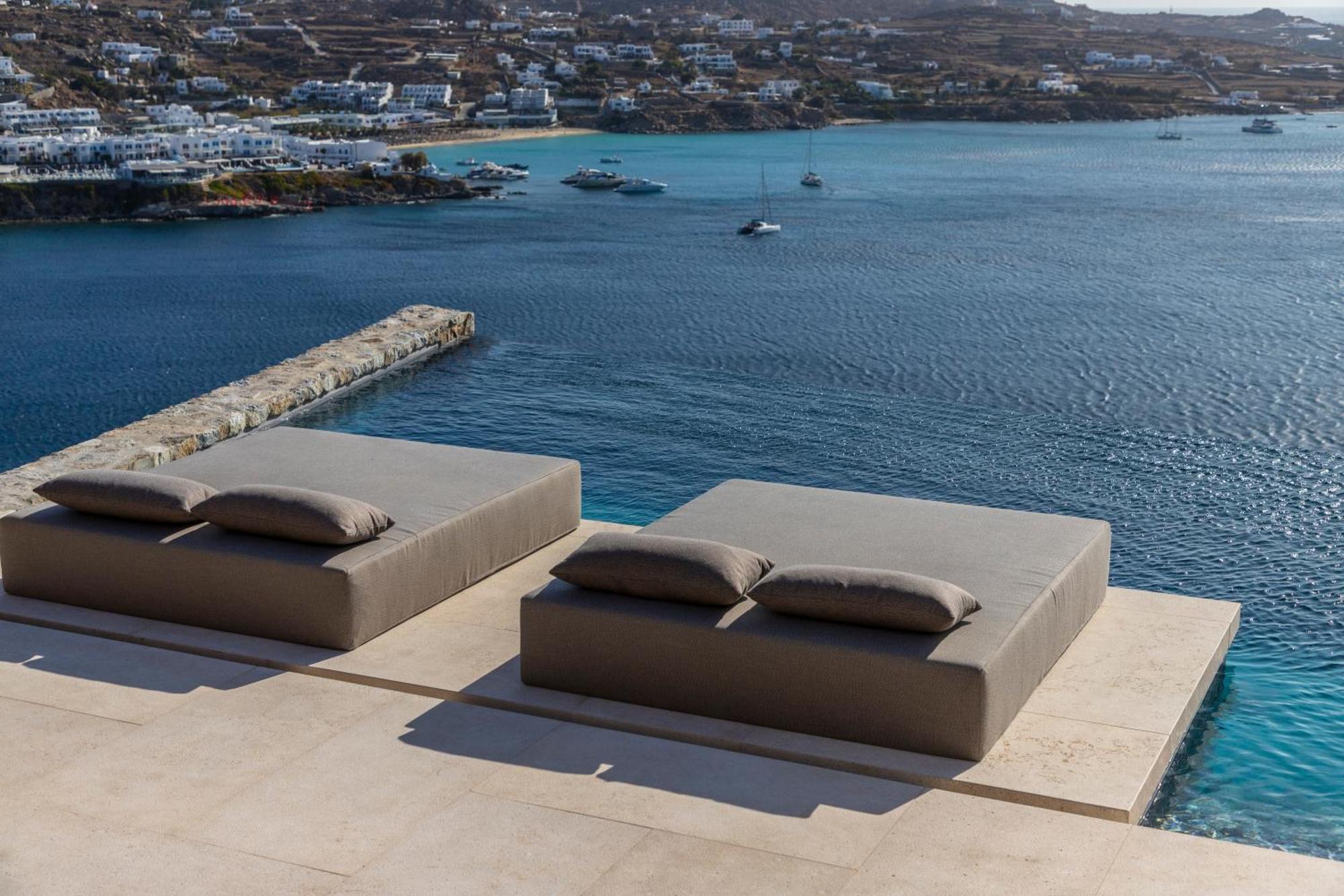 The Skyvilla Mykonos - A Landmark Property With Breathtaking Views Of The Psarou Bay Mykonos Town Exterior foto